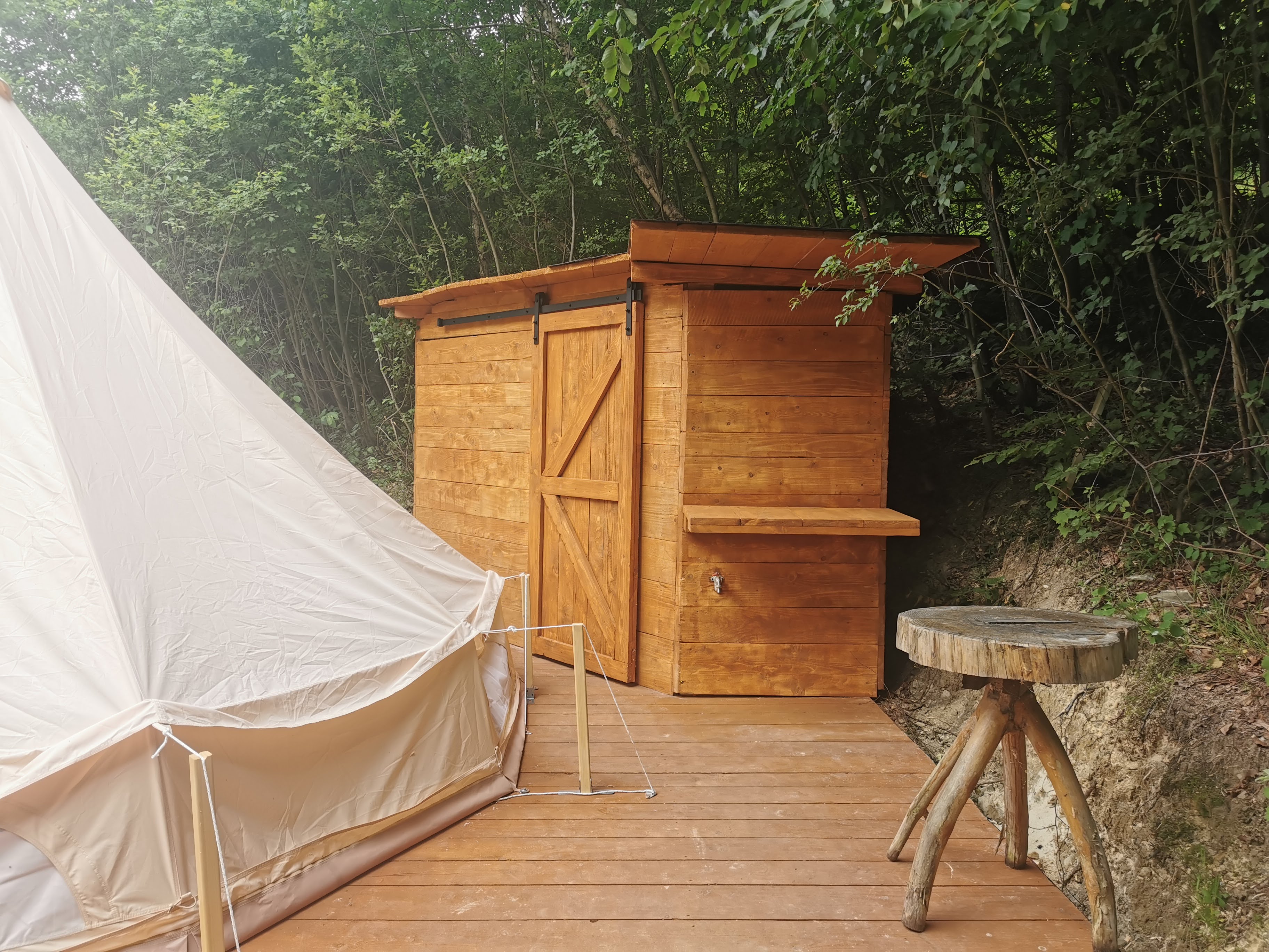 glamping tent